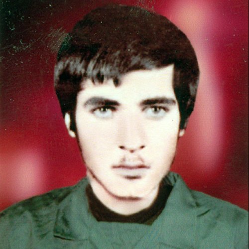 <span style='color: #D05745'>شهید </span>مصطفی آگاه